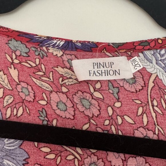 Vintage Red Floral Patterned Midi Dress - Picture 3 of 3